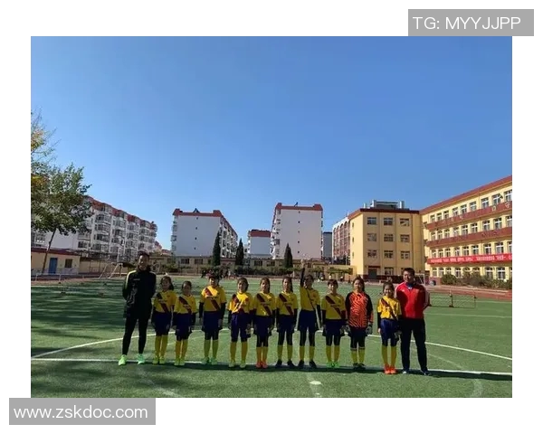 西安足球队荣登足球灵活性排行榜第五名展现出色竞技水平与团队协作能力